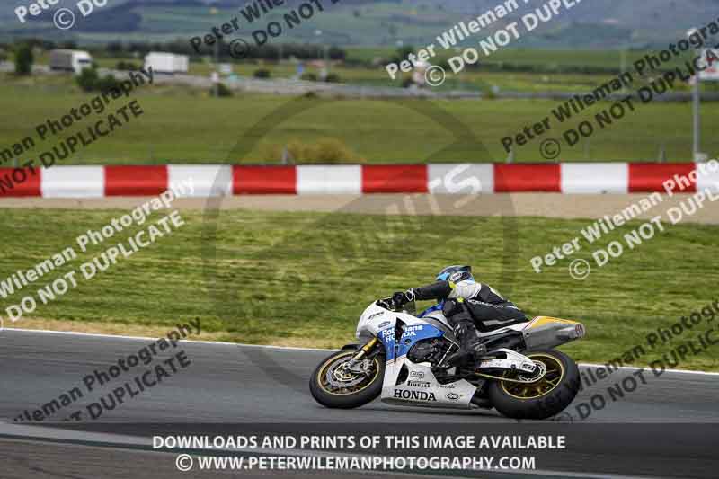cadwell no limits trackday;cadwell park;cadwell park photographs;cadwell trackday photographs;enduro digital images;event digital images;eventdigitalimages;navarra;no limits trackdays;peter wileman photography;racing digital images;trackday digital images;trackday photos